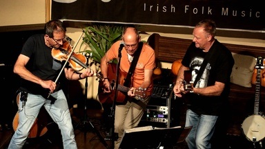 Open Air im Elsebad: Irish Folk – Music:  Trio Seisiún