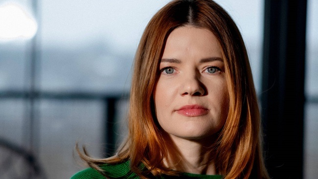 Die Widerstandsfähigkeit der Ukraine auf dem Schlachtfeld und zu Hause Gespräch mit Magda Szpecht und Maryna Shevtsova