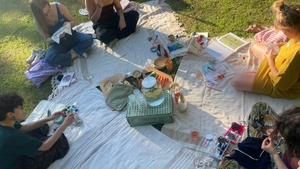 Create & Yap 🪩🧺 – Picknick im Volksgarten