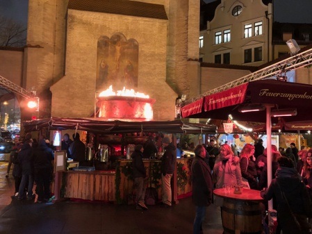 Die Münchner Feuerzangenbowle
