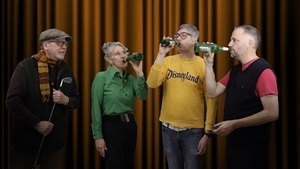 THOMAS SCHWEBEL & BAND spielt Fehlfarbens „33 Tage in Ketten“