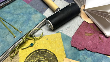 Paper Love - Papier schöpfen, Buchbinden, Linoldruck