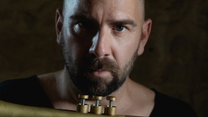 3. DurchEinander – »In Miles' Aura«