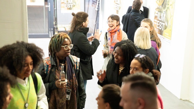 Specials: Speed-Dating