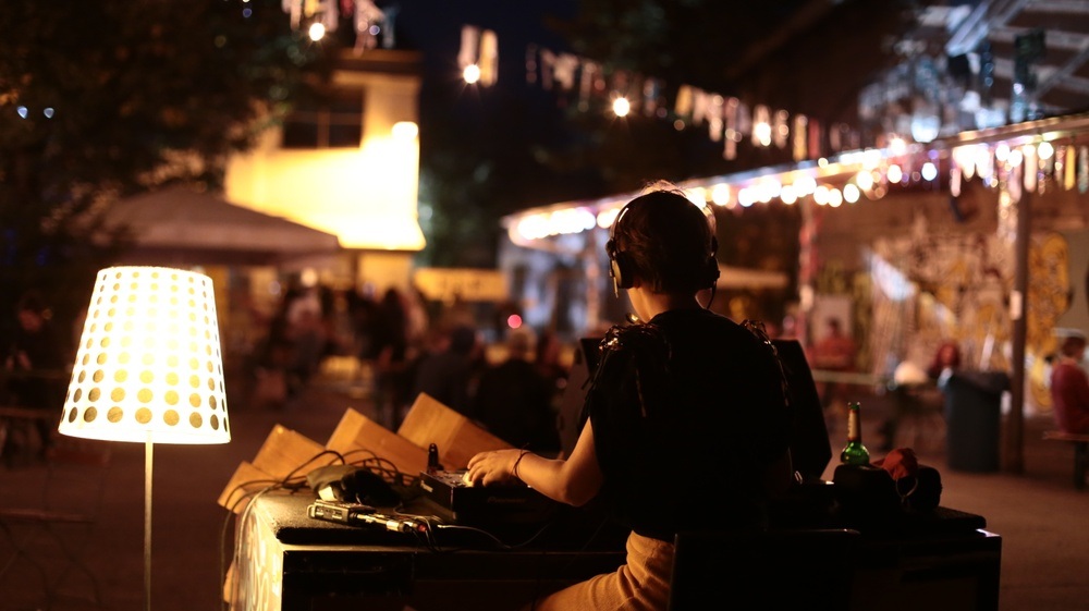 Taxi Salon: Lord Spikeheart + Lolo & Sosaku + Talpah + Su dance110 + Gertie Adelaido