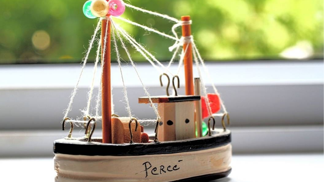Titelbild der Veranstaltung Ferienangebot: Boote bauen mit Wigbert