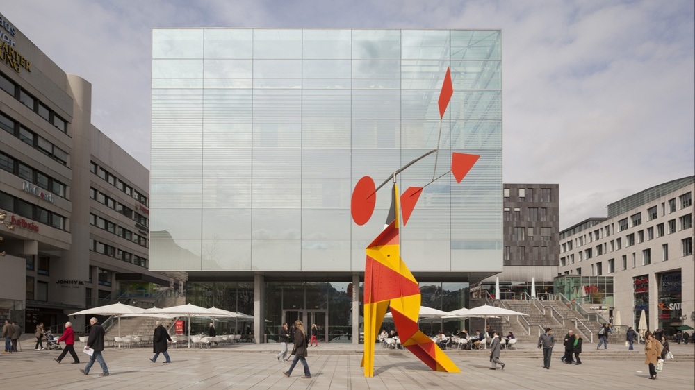 Doppelkäseplatte. 100 Jahre Sammlung. 20 Jahre Kunstmuseum Stuttgart