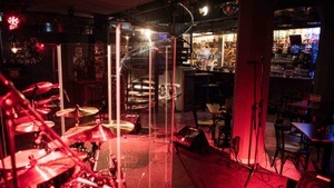 Blues Lounge mit Turning Wheelz