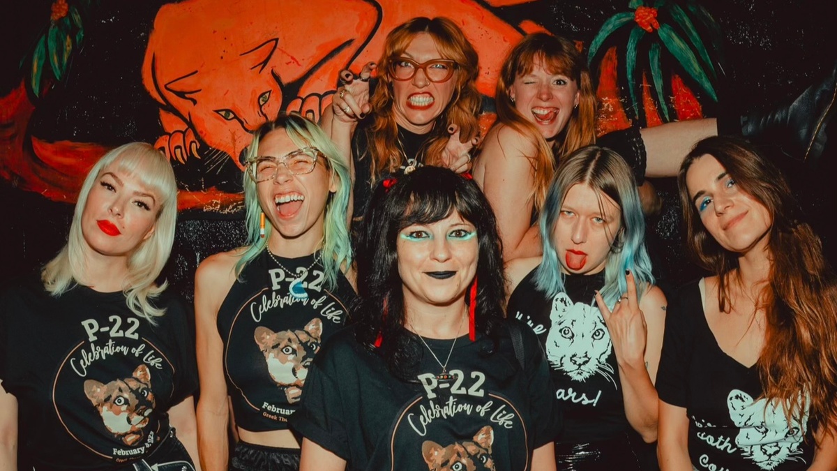 DEATH VALLEY GIRLS