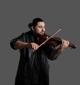 NOAH LEONNE