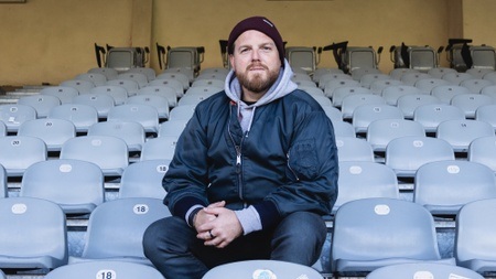 Lucas Vogelsang: Nachspielzeiten – Eine Liebeserklärung an den Fußball