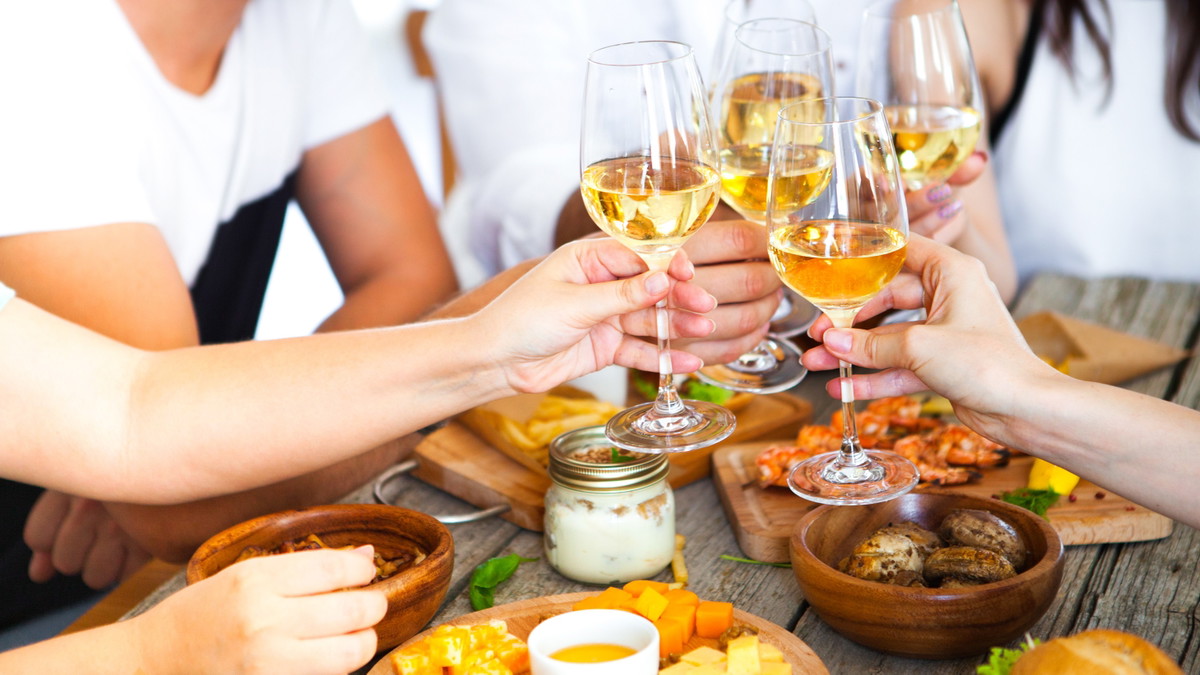 Wine & Connect - Wine Tasting für Singles (Altersgruppe 50-60 Jahre) Ticktes nur online im Vorverkauf
