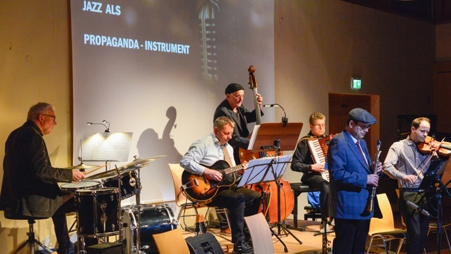 Die Freedom Swingers: Als der Jazz (fast) seine Freiheit verlor