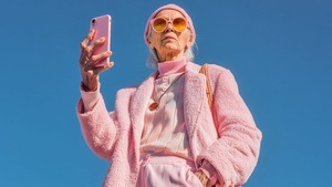 Granfluencer: Haltung zeigen, Demokratie leben