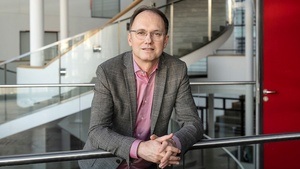 Tobias J. Knoblich: Osten als Passage. Essays