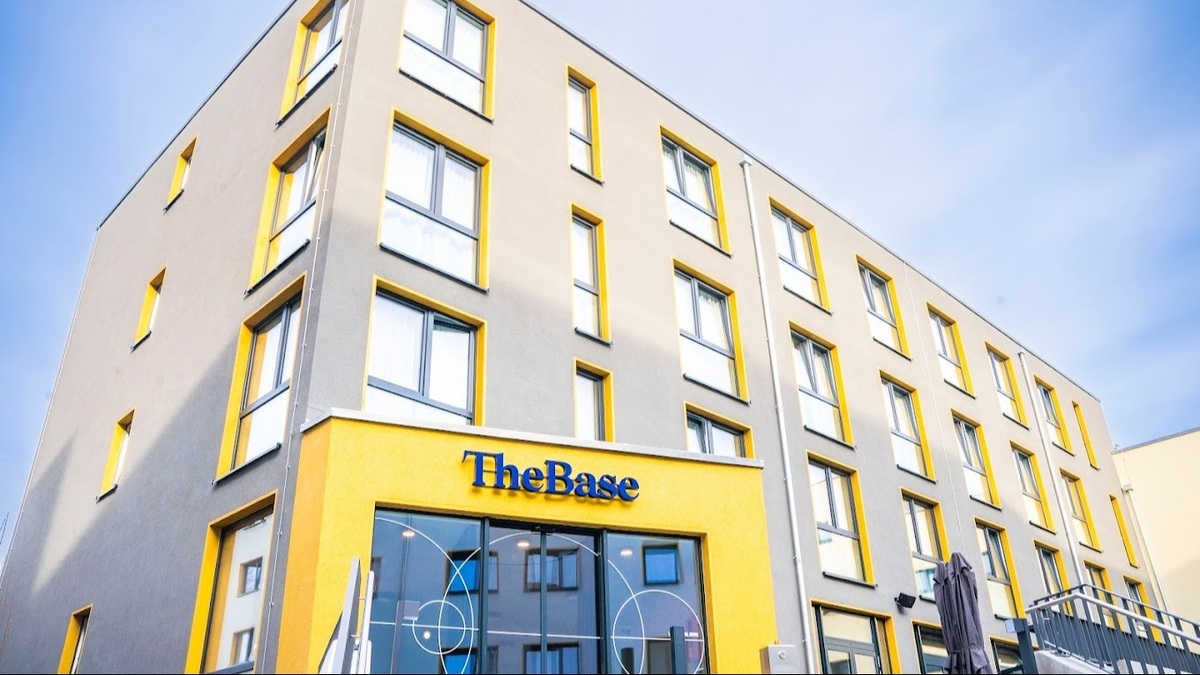 TheBase Berlin ONE \u002D Coliving, Café, Gym, Coworking