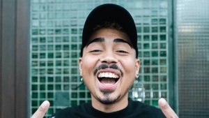 Tony Bauer Fallschirmspringer (Zusatztermin!)