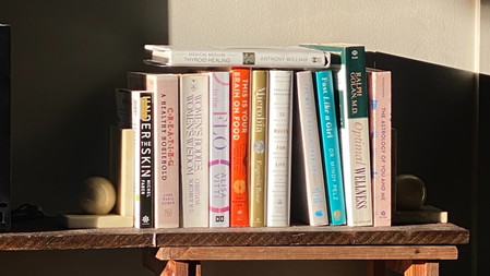Pride Week: Aktion - Lesbischer Bücherschrank von FLiP e.V.