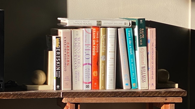 Pride Week: Aktion - Lesbischer Bücherschrank von FLiP e.V.