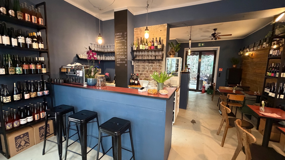 Alvinha Wein- und Kaffeebar