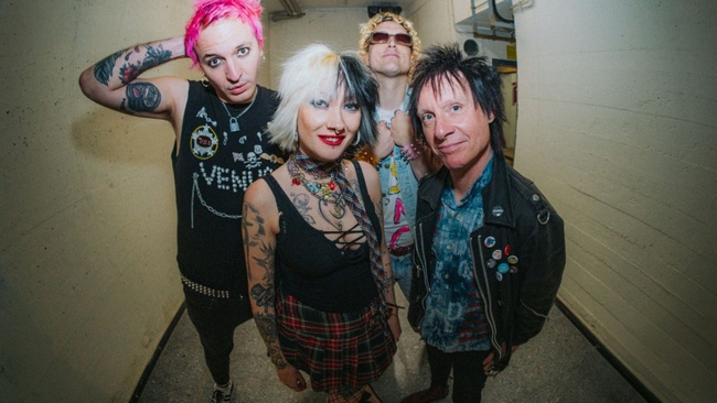 Erection - PLUG IT IN TOUR 2026 - Nachtleben Frankfurt