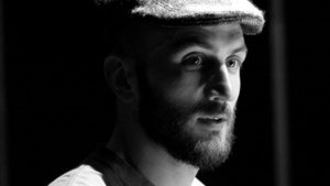 F+K Live Sounds:  Riche Ros  (Singer-Songwriter, IRL)