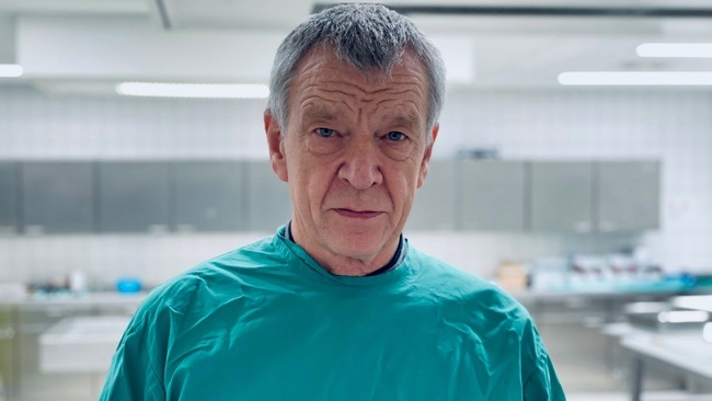 PROF. DR. KLAUS PÜSCHEL »RECHTSMEDIZIN HAUTNAH«