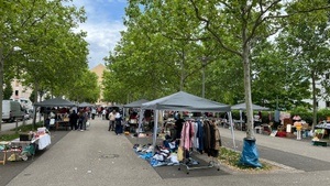 Flohmarkt an der Eisenbahnstraße