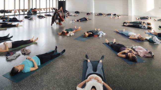 Health 'n' Harmony: Das Bergson Yogakonzert