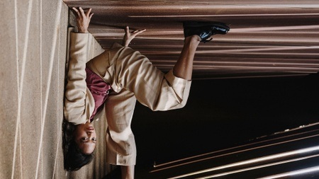 Performance: Joy Alpuerto Ritter Choreografische Antwort auf Kazuko Miyamoto