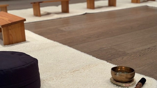 Allein - und doch getragen und verbunden (Meditation & Körperwahrnehmung)