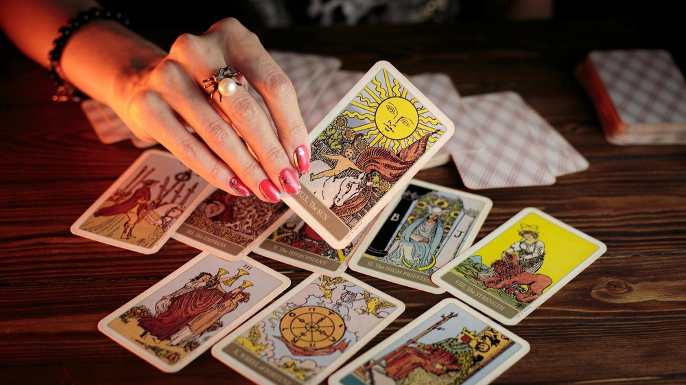 TAROT Night im Starken August