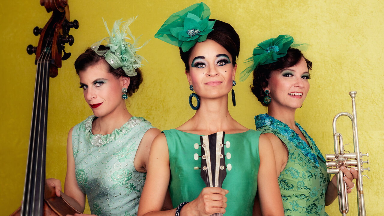 Zucchini Sistaz „Falsche Wimpern – Echte Musik“
