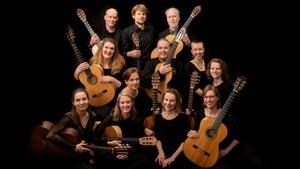 Gitarren und Geschichten mit Maria Linnemann