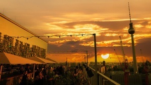 ROOFTOP SUNDOWNER