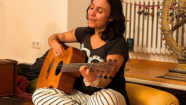 Mantra Abend in Karlsruhe bei be yogi - Musizieren, Singen und Lauschen - jeder ist willkommen