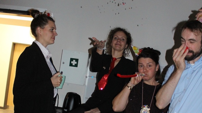 Selbstauslöser - Abteilung Alaaf! Bützen auf Betriebskosten Improtheater