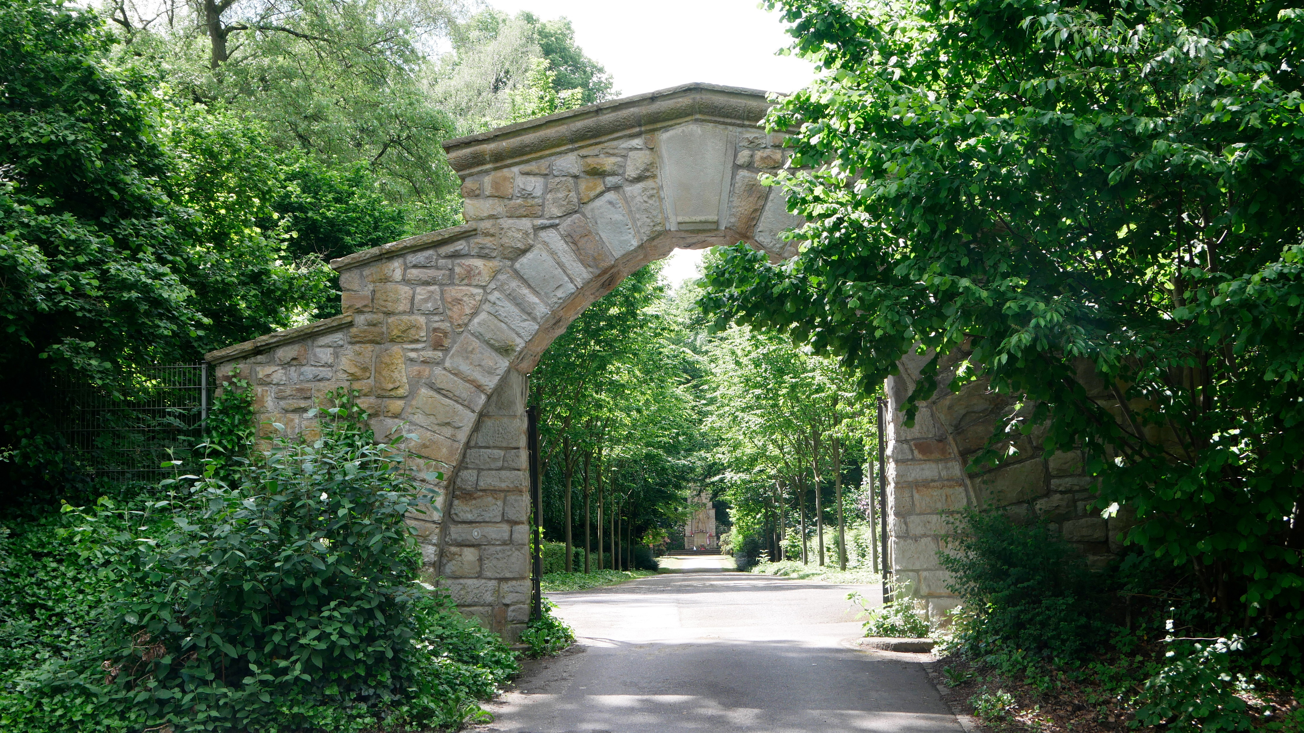Stadtspaziergang: Jüdischer Friedhof