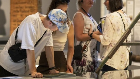 Flucht, Vertreibung, Versöhnung – Einblicke in das Dokumentationszentrum (DE)