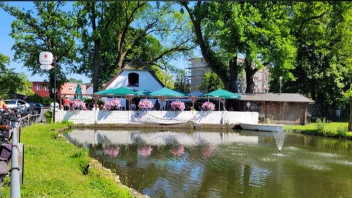 Alte Wassermühle \u002D Biergarten mit Terrasse