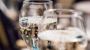 PROSECCO YOGA