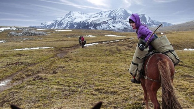 Julia Finkernagel - Ostwärts durch die Mongolei
