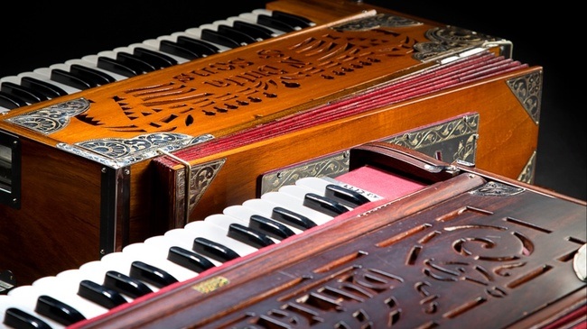 Harmonium & Mantra Workshop