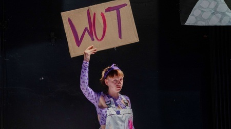 HEY SORORA! WIR SETZEN ALLES AUFS SPIEL!