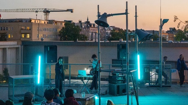 Rooftop Day Party im ZK/U am 07.06. – THE VIEW x BERLÍN BAILA DISTINTO