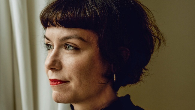 SARAH LORENZ LESUNG: "Mit dir, da möchte ich im Himmel Kaffee trinken"