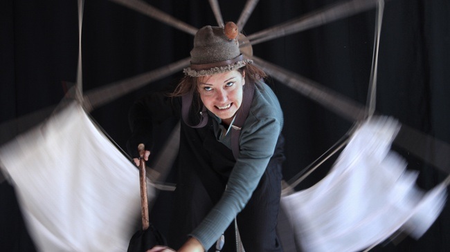 Theater Kunstdünger: Rumpelstilzchen oder Frau Müller spinnt