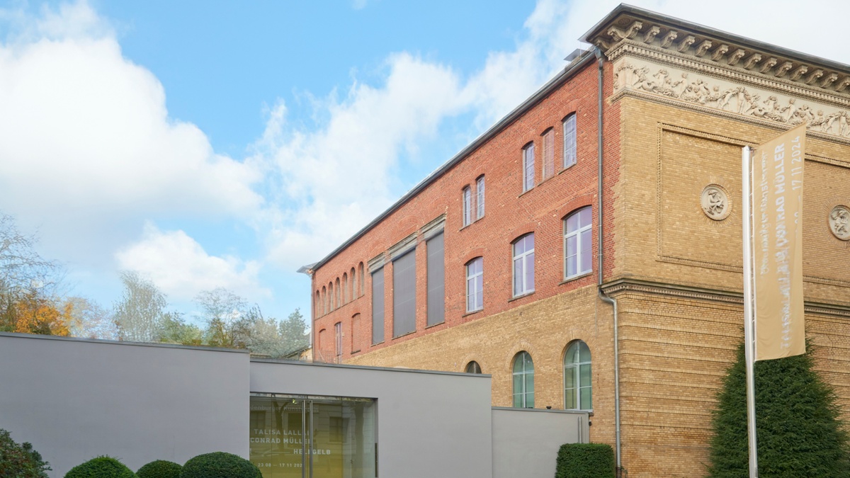 Wand an Wand. Der Kunstverein zu Gast im Augusteum