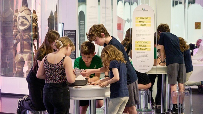 SOMMER IM GRASSI: FERIENPROGRAMM Spiele to Go