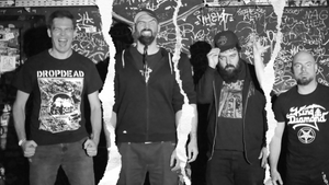 CHAOS BLAST ZONE mit JAPANISCHEKAMPFHÖRSPIELE und VOR DIE HUNDE